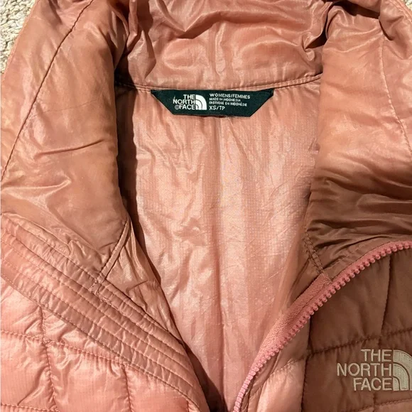 north face vest - Picture 3 of 3